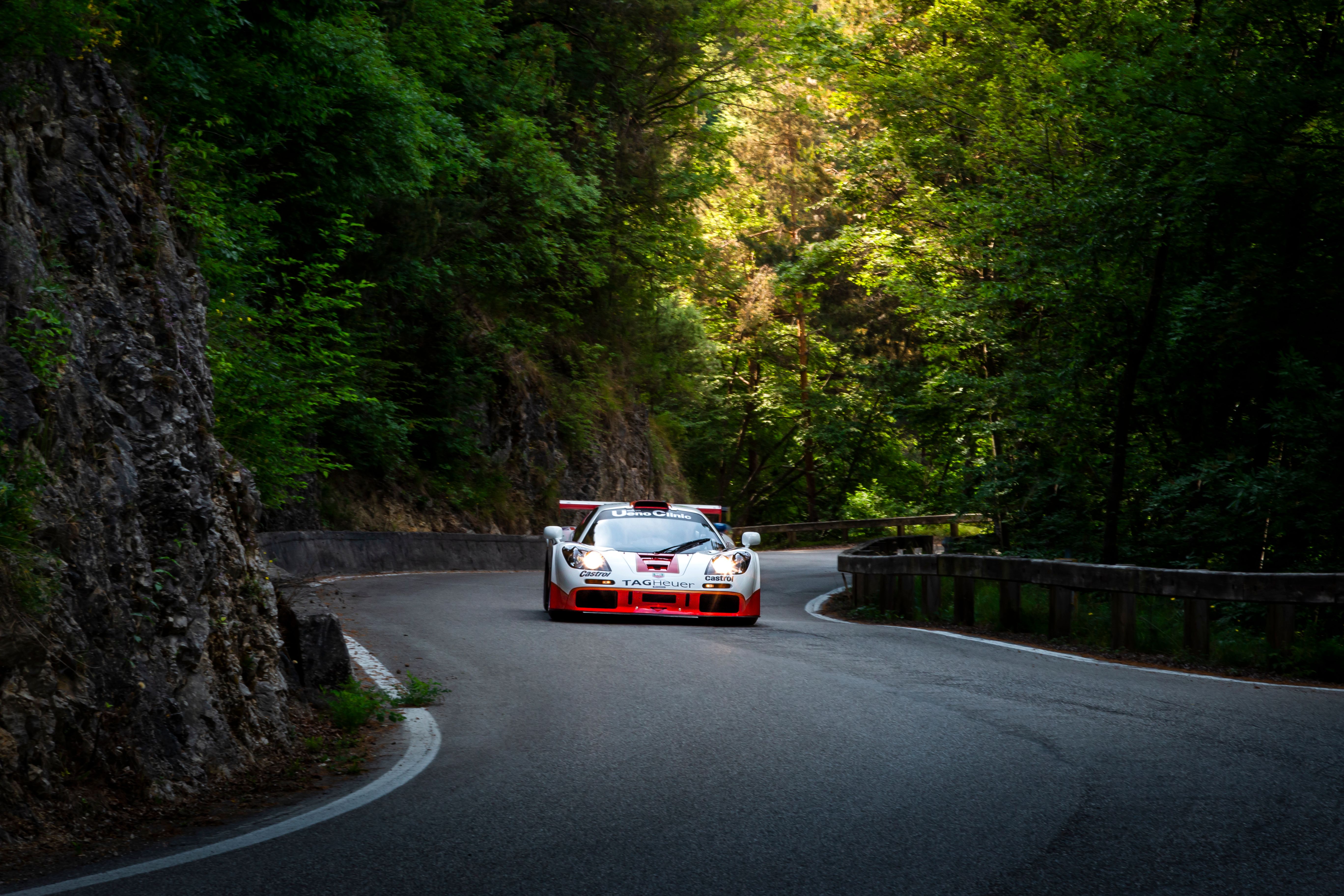 McLaren F1 GTR on mountain road